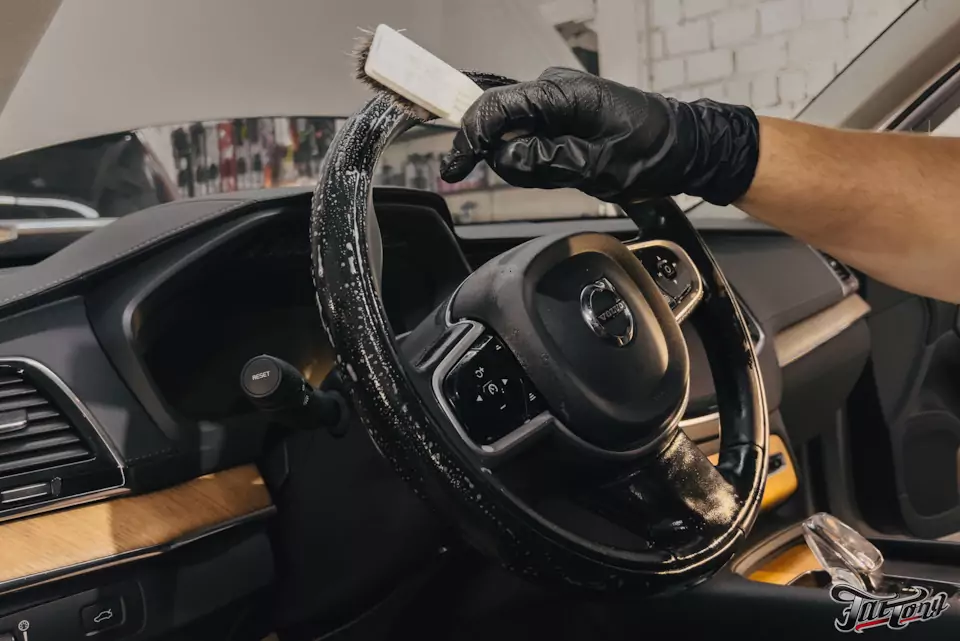 Детейлинг салона для Volvo XC90